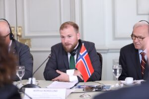 todesca_con_noruega