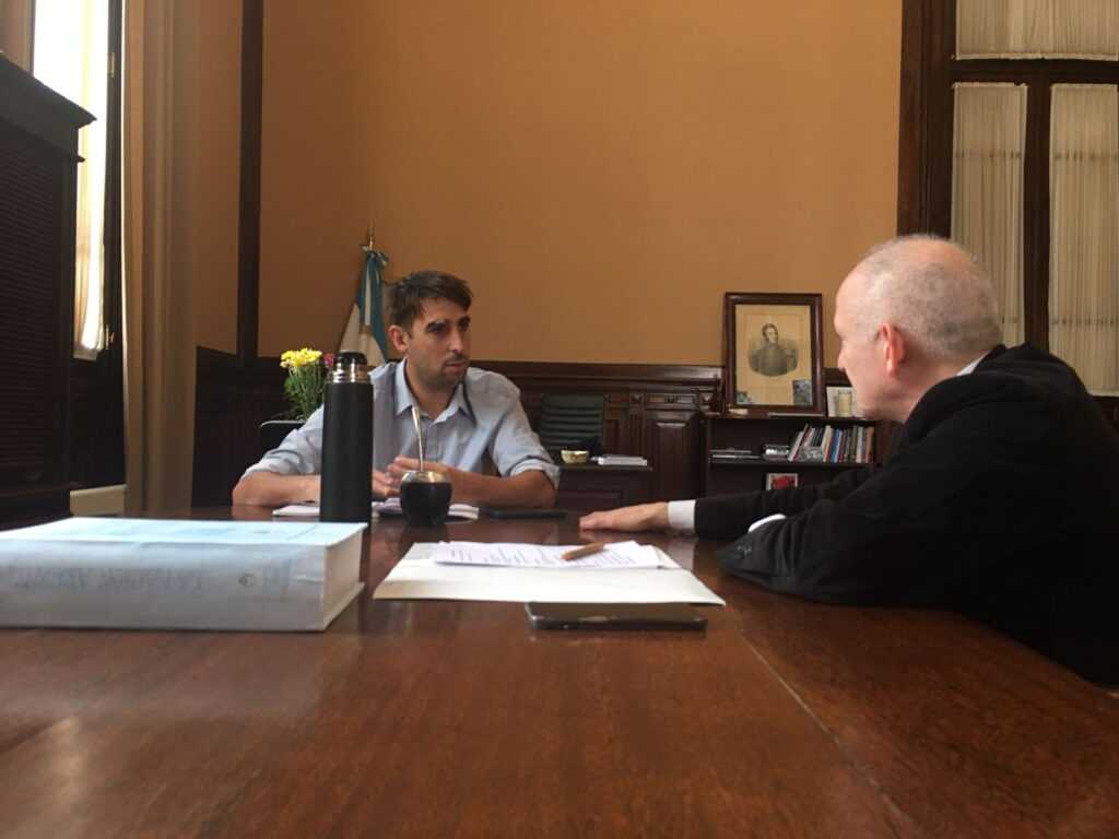 643f17746cb33489792518