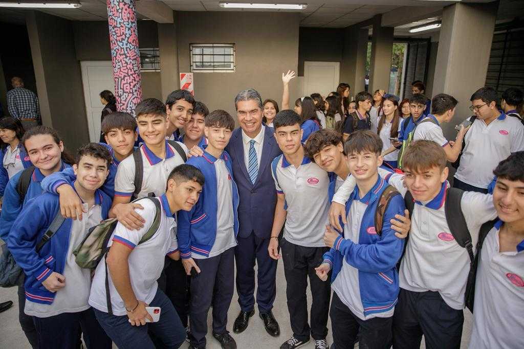 647de3526c92a410280129