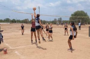 chaco juega voley