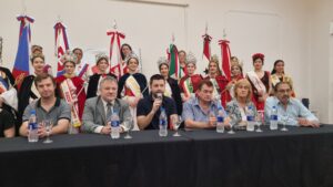 12 expo colectividades