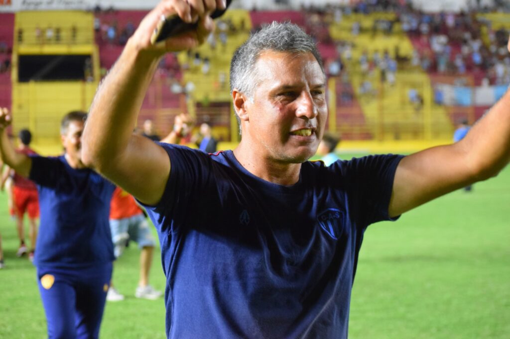 mIGUEL-uRBINA-scaled