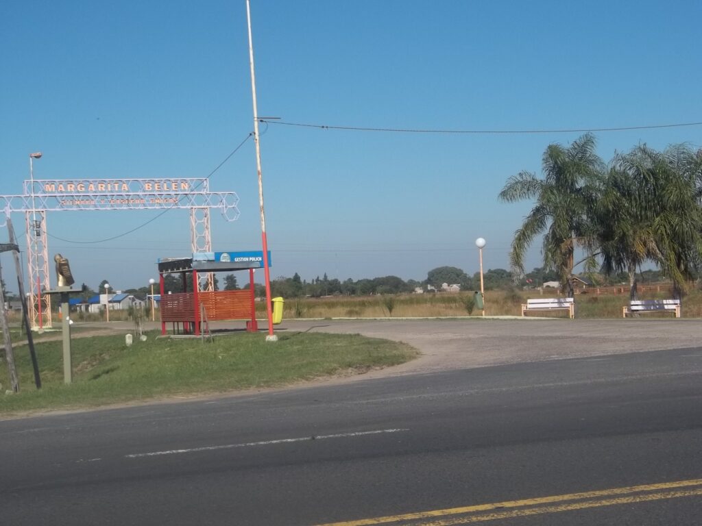 Main_entry_to_Margarita_Belén,_Chaco