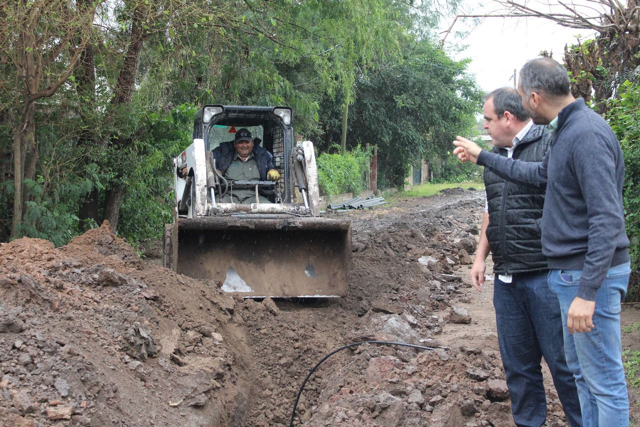 Fontana: Sameep Inició La Extensión De Red De Agua Potable ...