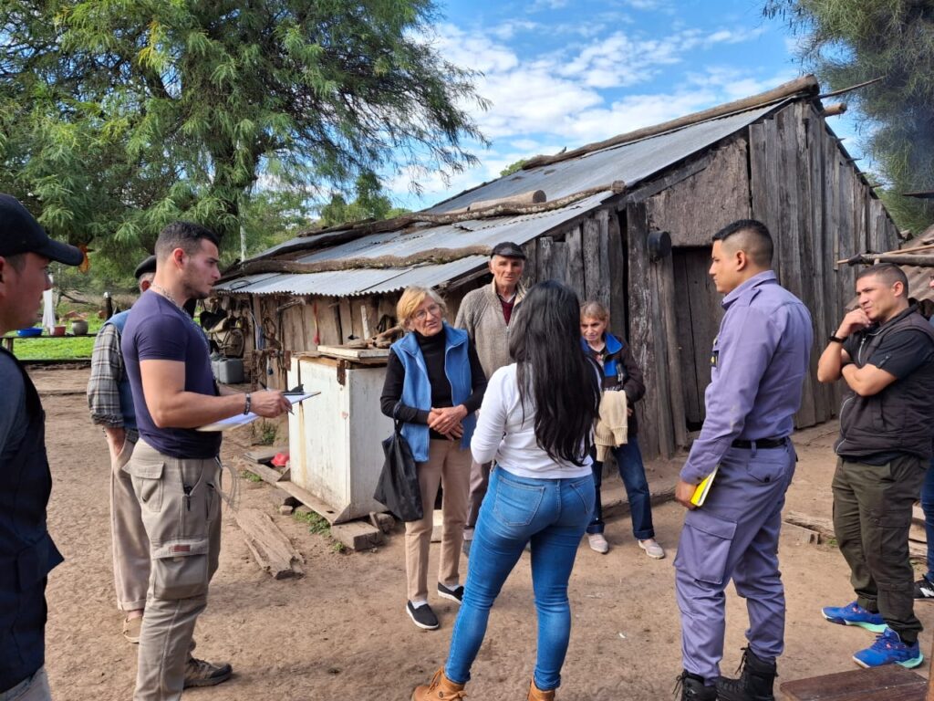 d1c498ec-1ab4-4b6b-8d40-e3ed190f19ff