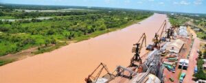 1491311583-barranqueras-el-puerto-que-se-desarrolla-junto-al-belgrano-cargas