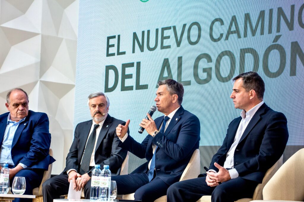 WhatsApp Image 2025-08-28 at 19.42.28 (1)