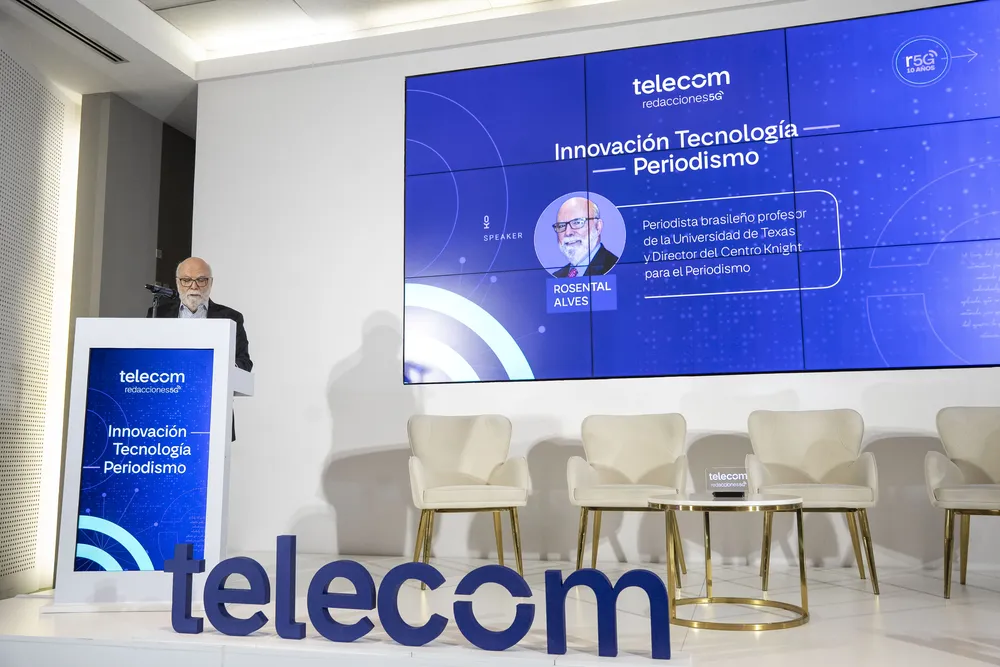 ciclo-innovacion-tecnologia-y-periodismo-organizado-telecom-argentina