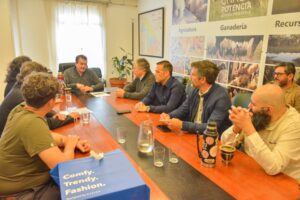 e6dcbb4c-1495-4198-aeac-6f120ed852d3