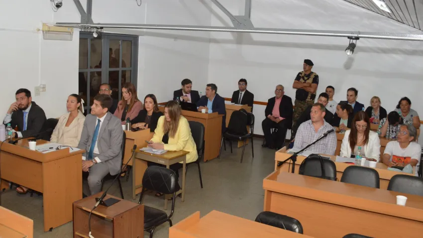 185193w850h478c.jpg (1)