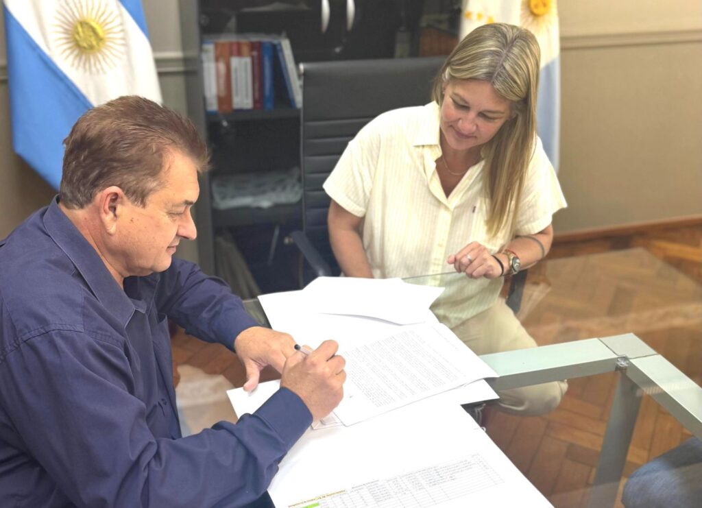 WhatsApp Image 2025-11-13 at 08.04.29