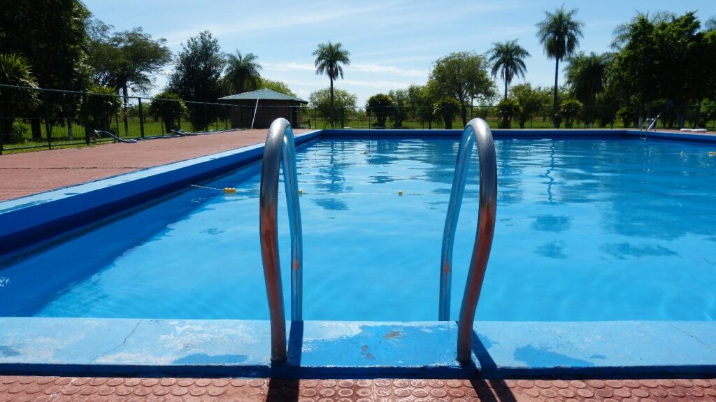 PiletaCampusDeodoroRocaUNNECtes3-1024x575