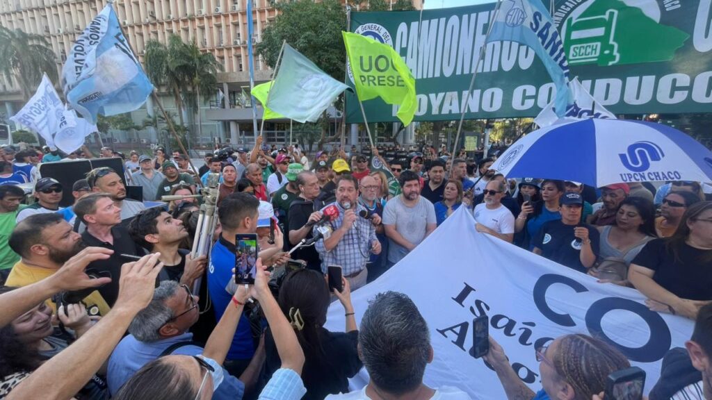 WhatsApp Image 2025-12-18 at 19.03.42 (1)