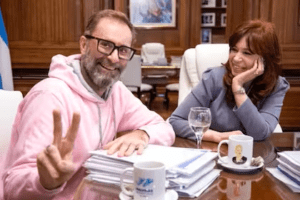 juan-carlos-molina-junto-a-cristina-U6WLYZQ5TRCONHLJY3XQW6EFHQ