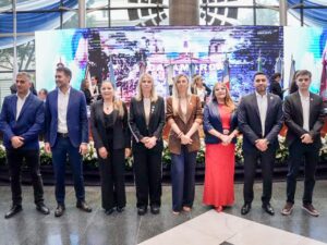 03f1fe9f-0a34-4c8b-aa00-ec225b8e5873