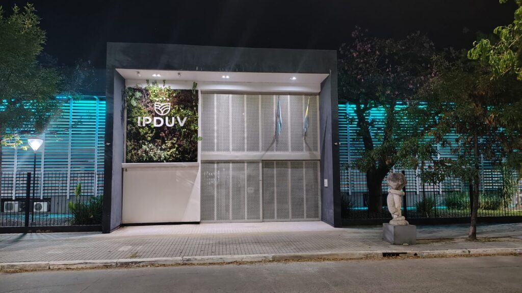 1000175781-69cdb5e97bc15190643988