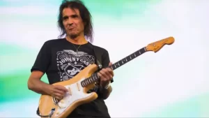 felipe-staiti-20260413-2219896