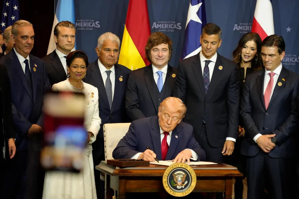 milei-donald-trump-escudo-las-americas