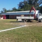 Avanzan las mejoras en la cancha de fútbol de Puerto Bastiani