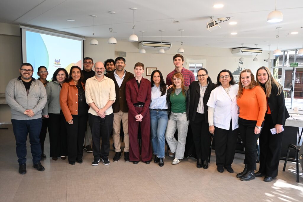 PROYECTO-DE-IA-EN-SALUD-MENTAL-1024x682