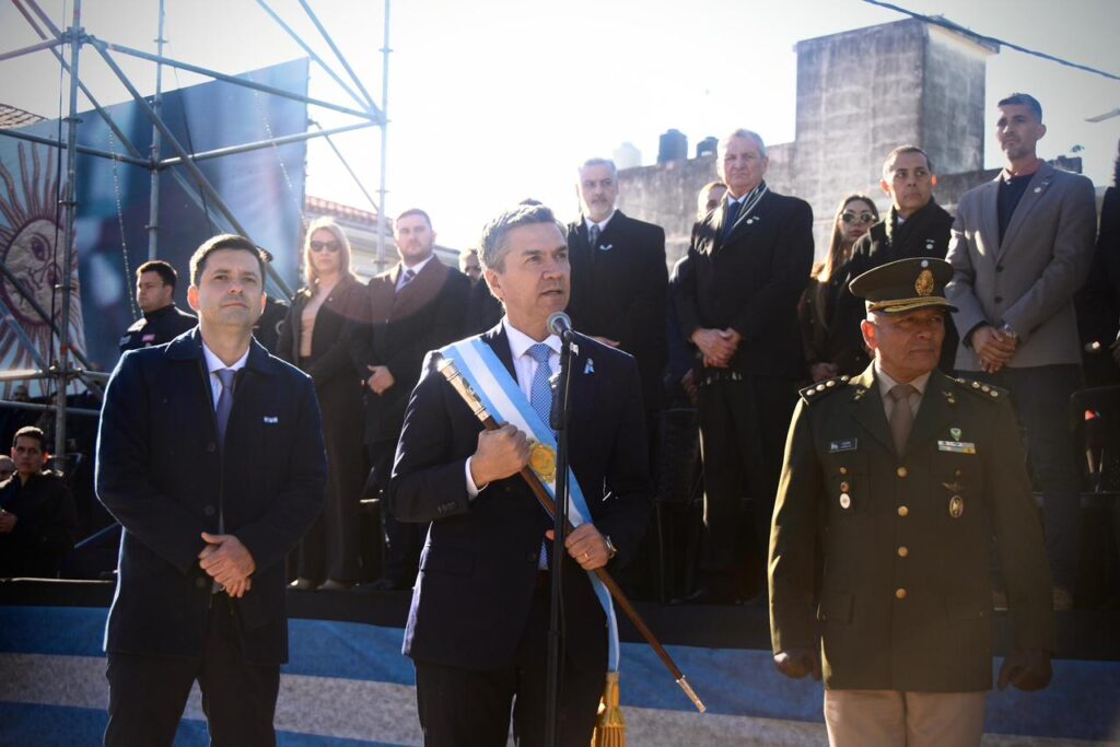 zdero_diabandera1