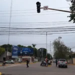Cambió el funcionamiento del semáforo en avenida Sarmiento y Rissione: ¿Cómo es la nueva circulación?
