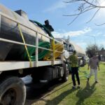General Pinedo realizó una nueva entrega de agua social y gratuita en Pampa Landriel