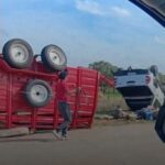 Volcó una camioneta que transportaba cinco caballos en un tráiler: no hubo heridos
