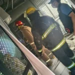 Dramático rescate en Resistencia: dos adultos mayores quedaron atrapados en un incendio