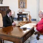 El Gobierno busca llegar a la visita de León XIV con una mejora económica y menor conflictividad social