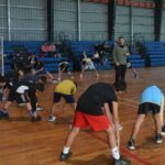 Jugadores de la escuela «Los tigres del futbol» realizaron testeos físicos en el Jaime Zapata