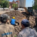 Sameep reparó una cañería y comenzó a normalizarse el servicio de agua en Villa Itatí