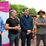 El Gobierno entregó herramientas e insumos a ladrilleros de Miraflores y Las Hacheras