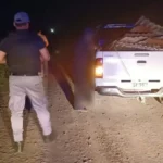 Tres delincuentes fueron atrapados mientras escapaban con chapas robadas