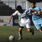 Bolívar impuso su juego y derrotó 2-1 a Chaco For Ever