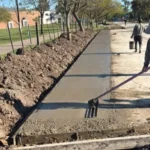 Tres Isletas: la pavimentación de la avenida de los Agricultores alcanzó un 90% de avance